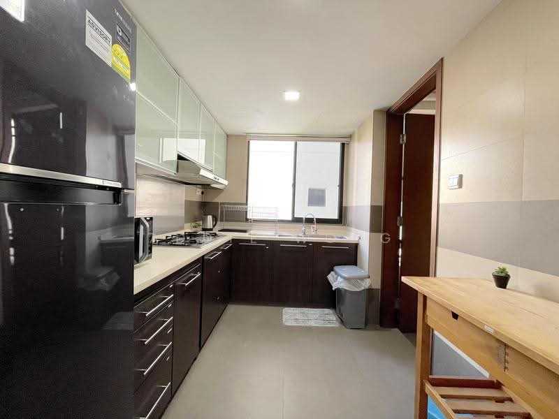 Bedroom With Attached Study Room | Condo Facilities | Tiong Bahru MRT 3 Mins Walk, 9 Jln Membina, Boat Quay / Raffles Place / Marina, Room Rental, 250 sqft, Condominium For Rent, by Addie Wong, 24240110 - PropertyGuru.com.sg