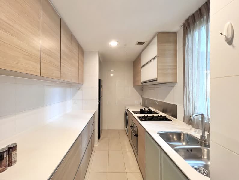 Parc Emily, 11 Mount Emily Road, 2 Bedrooms, 969 sqft, Condominium For Rent, by Avril Bin, 24240351 - PropertyGuru.com.sg