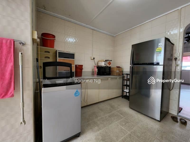 For Rent - 746 Jurong West Street 73
