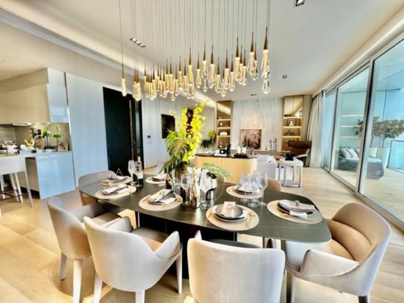 市中心3个卧室➕书房豪华现代公寓出售 Modern fully furnished apartment in town for sale, , 3 Bedrooms, 3,003 sqft, Apartment For Sale, by Clare Loh 卢煜婕, 24242041 - PropertyGuru.com.sg