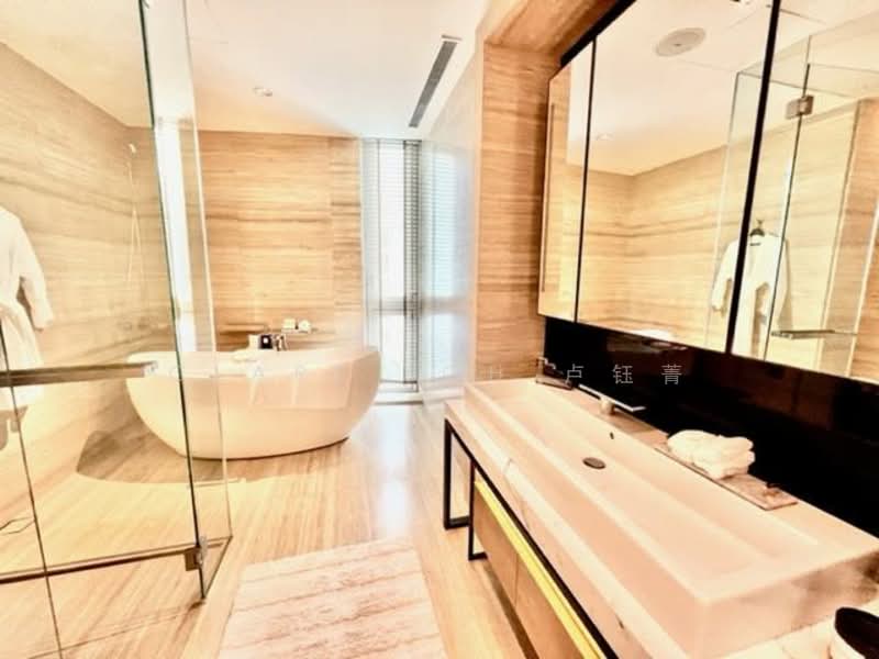 市中心3个卧室➕书房豪华现代公寓出售 Modern fully furnished apartment in town for sale, , 3 Bedrooms, 3,003 sqft, Apartment For Sale, by Clare Loh 卢煜婕, 24242041 - PropertyGuru.com.sg