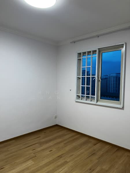 Rivervale Crest, 9 Rivervale Crescent, 2 Bedrooms, 926 sqft, Condominium For Rent, by Hng Hup Guan 吴合源, 24242045 - PropertyGuru.com.sg