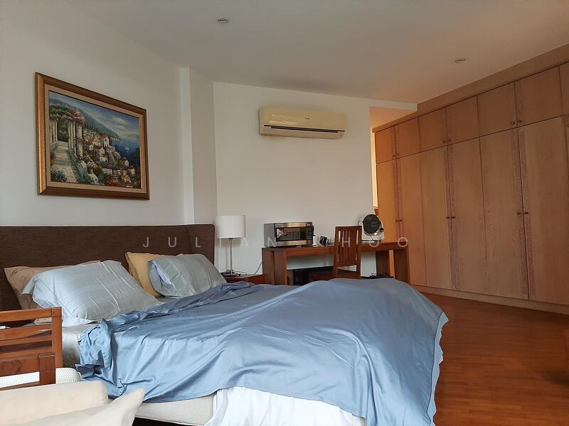 For Rent - No Owner! Studio Size Master Room, Near Siglap