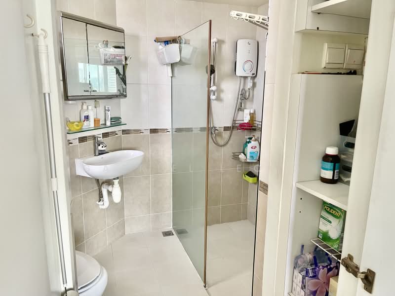 Ivory Heights, 124 Jurong East Street 13, 3 Bedrooms, 1,701 sqft, Condominium For Sale, by Gabriel Leong, 24243527 - PropertyGuru.com.sg