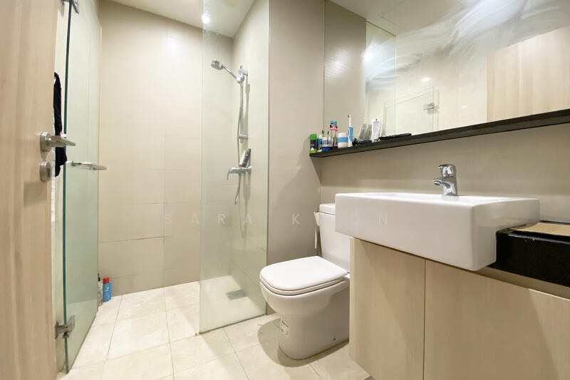 For Rent - Waterfront Gold