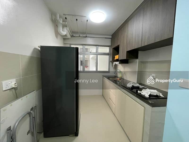 For Rent - 693C Woodlands Avenue 6