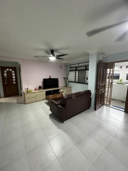 645 Jurong West Street 61, 645 Jurong West Street 61, Room Rental, 120 sqft, HDB Flat For Rent, by Kerri Koh Li Ping, 24243983 - PropertyGuru.com.sg