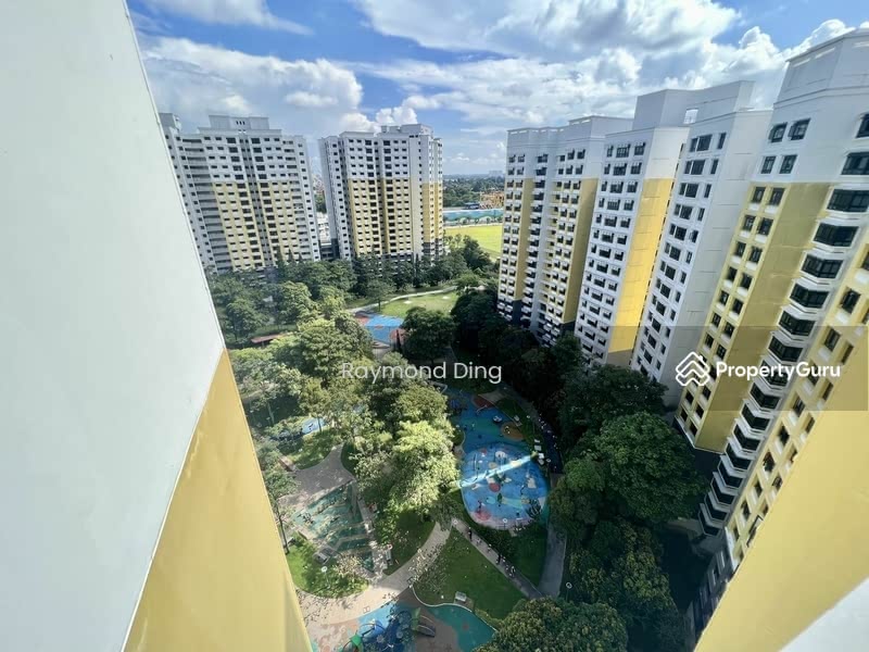 For Rent - 488 Admiralty Link