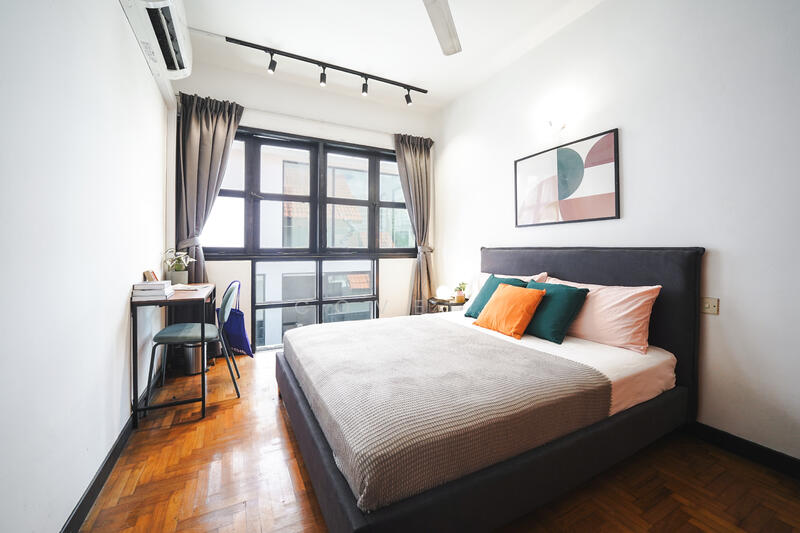 Orange room