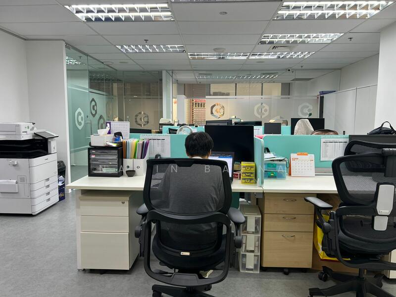 International Plaza, 10 Anson Road, 1,453 sqft, Office For Sale, by Navin Bafna, 24247307 - CommercialGuru.com.sg