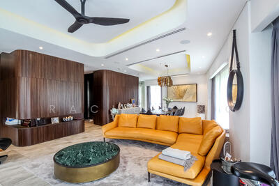 For Sale - The Tomlinson