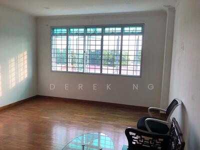 For Rent - ❤️Huge & Spacious❤️En Suite Bedroom in Landed House❤️Near Serangoon MRT, NEX Shopping Mall❤️