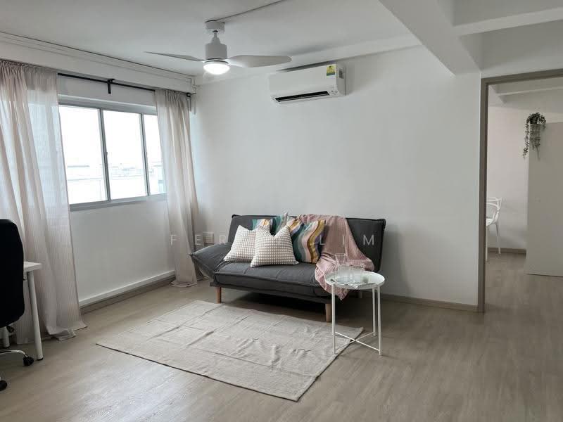 816 Tampines Avenue 4, 816 Tampines Avenue 4, Pasir Ris / Tampines, 1 Bedroom, 600 sqft, HDB Flat For Rent, by Fernn Lim, 24249610 - PropertyGuru.com.sg