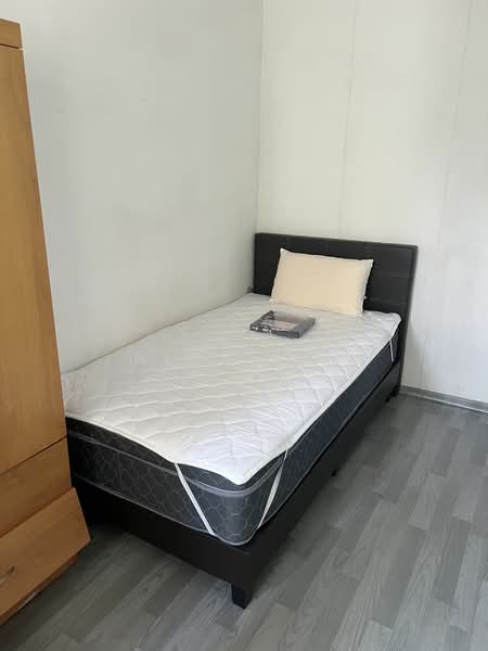 60 Strathmore Avenue, 60 Strathmore Avenue, Room Rental, 120 sqft, HDB Flat For Rent, by Nick Lee, 24249897 - PropertyGuru.com.sg