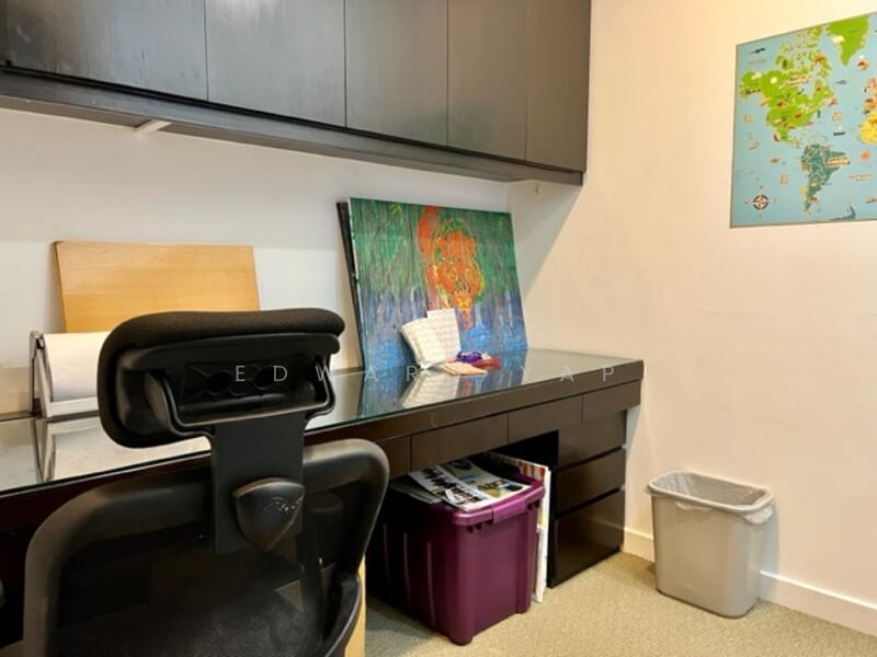 Spacious Study / Office