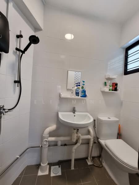 173 Ang Mo Kio Avenue 4, 173 Ang Mo Kio Avenue 4, 2 Bedrooms, 890 sqft, HDB Flat For Rent, by Elfi Muni, 24250931 - PropertyGuru.com.sg