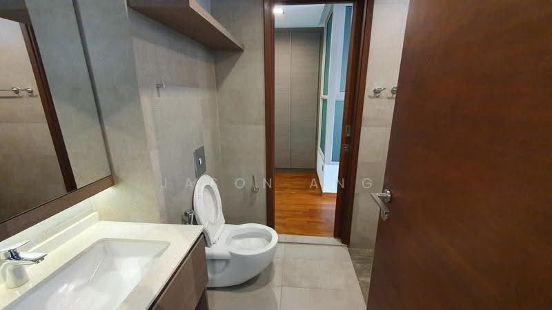 Shanghai One, 1 Shanghai Road, Tanglin / Holland / Bukit Timah, 1 Bedroom, 560 sqft, Apartment For Rent, by Jason Ang, 24250961 - Bathroom area - PropertyGuru.com.sg