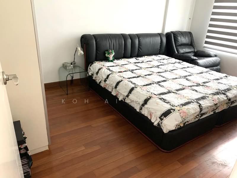 Balmoral 8, 8 Balmoral Road, 3 Bedrooms, 1,841 sqft, Condominium For Sale, by Koh Ai Ling, 24251175 - PropertyGuru.com.sg
