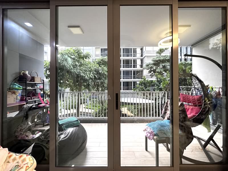 Parc Centros, 84 Punggol Central, 3 Bedrooms, 1,141 sqft, Condominium For Rent, by Linda Ong, 24252321 - Balcony - PropertyGuru.com.sg