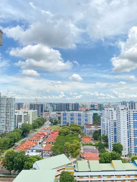 Eight Riversuites, 2 Whampoa East, 2 Bedrooms, 700 sqft, Condominium For Rent, by Stella Koh, 24252519 - PropertyGuru.com.sg
