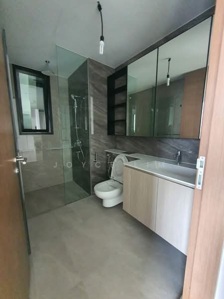 Whistler Grand Condominium For Sale at S$ 1,270,000 | PropertyGuru Singapore