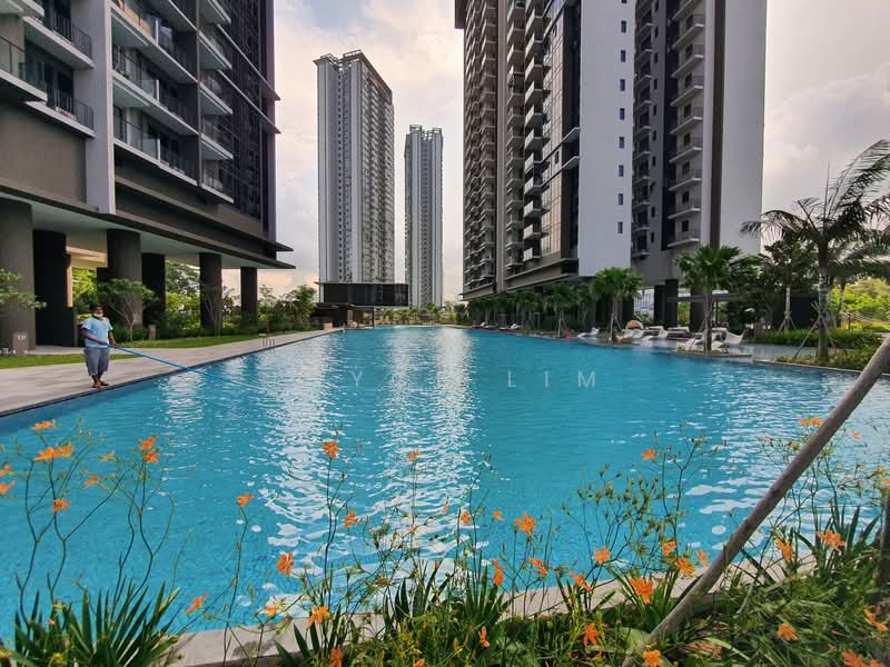 Whistler Grand Condominium For Sale at S$ 1,270,000 | PropertyGuru Singapore