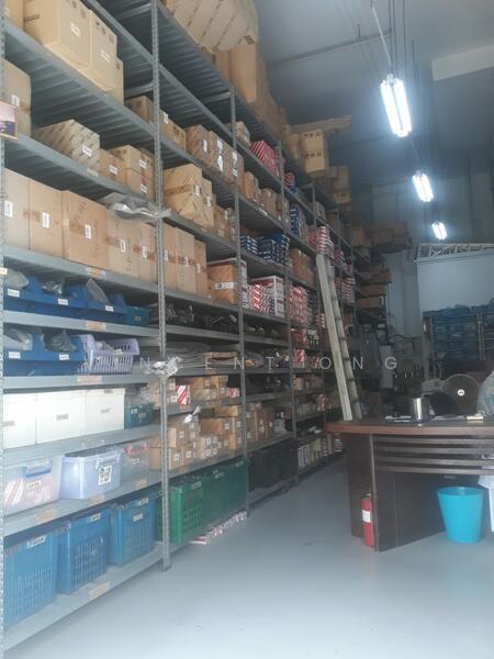 Mapex, 37 Jalan Pemimpin, 1,690 sqft, Light Industrial (B1) For Sale, by Vincent Ong, 24254332 - CommercialGuru.com.sg