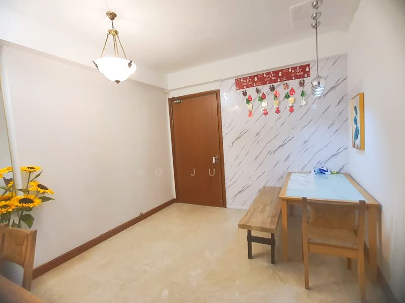 Burlington Square, 175 Bencoolen Street, 2 Bedrooms, 667 sqft, Apartment For Sale, by Wong Jun Jie, 24255976 - PropertyGuru.com.sg