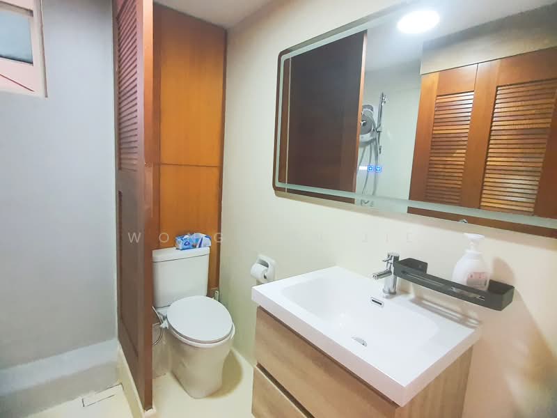 Burlington Square, 175 Bencoolen Street, 2 Bedrooms, 667 sqft, Apartment For Sale, by Wong Jun Jie, 24255976 - PropertyGuru.com.sg