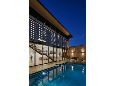 For Sale - Almost sold! Best priced Rare 11K land for sale in Goodman area. Bungalow zone!