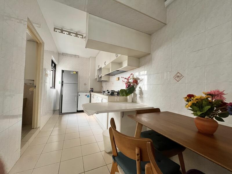 For Rent - 12 Cantonment Close