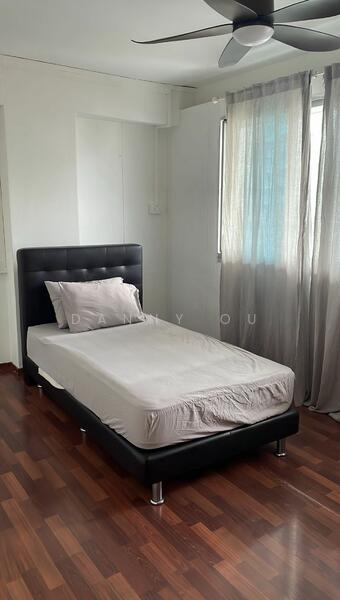 43A Sims Drive, 43A Sims Drive, Room Rental, 120 sqft, HDB Flat For Rent, by Danny Ou, 24257312 - PropertyGuru.com.sg