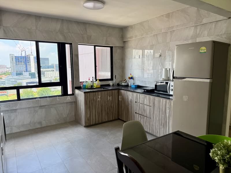 For Rent - People's Park Complex