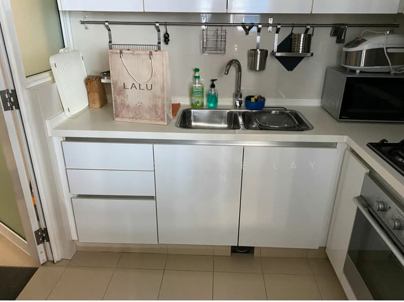 City Square Residences, 8 Kitchener Link, 3 Bedrooms, 1,216 sqft, Condominium For Rent, by Sharon Lee Lay Chin, 24259132 - PropertyGuru.com.sg