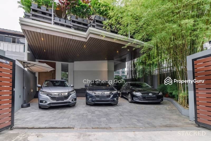 For Sale - Freehold Corner Terrace in the heart of Orchard