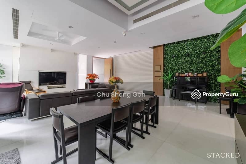 For Sale - Freehold Corner Terrace in the heart of Orchard