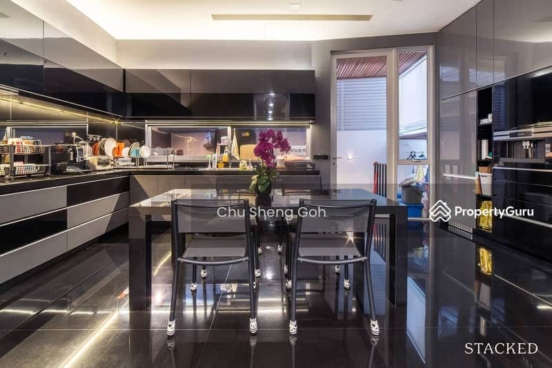 For Sale - Freehold Corner Terrace in the heart of Orchard