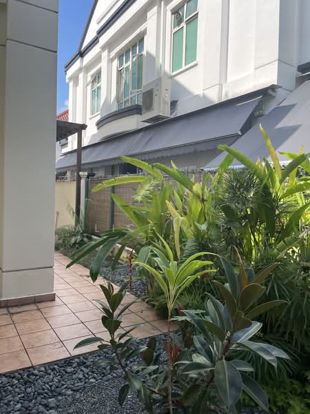 Kingsville, King's Drive, 5 Bedrooms, 2,850 sqft, Semi-Detached House For Rent, by Alice Yap, 24261110 - PropertyGuru.com.sg