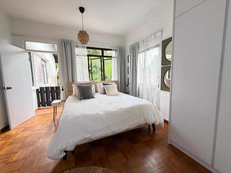 Lantana Avenue Semi D House close to Sixth Avenue Bukit Timah, Lantana Avenue, Tanglin / Holland / Bukit Timah, 5 Bedrooms, 3,000 sqft, Semi-Detached House For Rent, by Jennifer Quah, 24261407 - PropertyGuru.com.sg