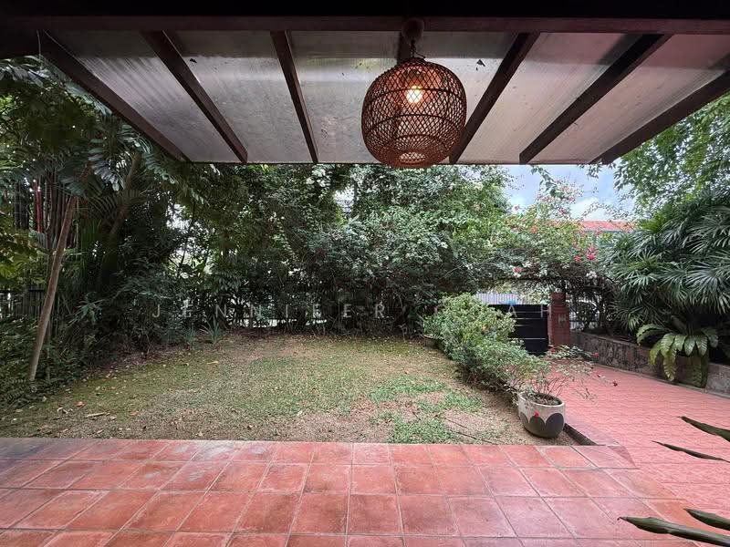 Lantana Avenue Semi D House close to Sixth Avenue Bukit Timah, Lantana Avenue, Tanglin / Holland / Bukit Timah, 5 Bedrooms, 3,000 sqft, Semi-Detached House For Rent, by Jennifer Quah, 24261407 - PropertyGuru.com.sg