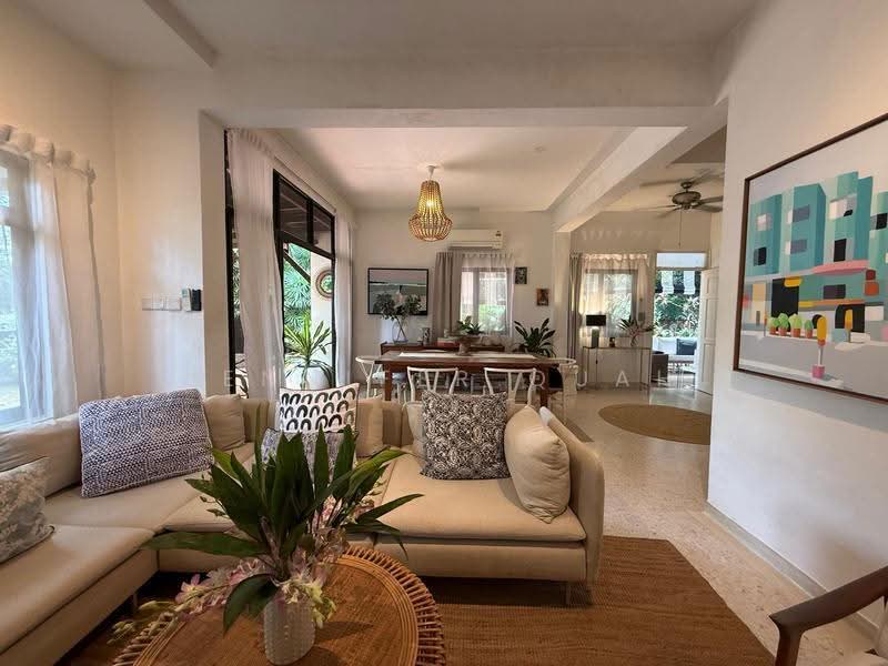 Lantana Avenue Semi D House close to Sixth Avenue Bukit Timah, Lantana Avenue, Tanglin / Holland / Bukit Timah, 5 Bedrooms, 3,000 sqft, Semi-Detached House For Rent, by Jennifer Quah, 24261407 - PropertyGuru.com.sg