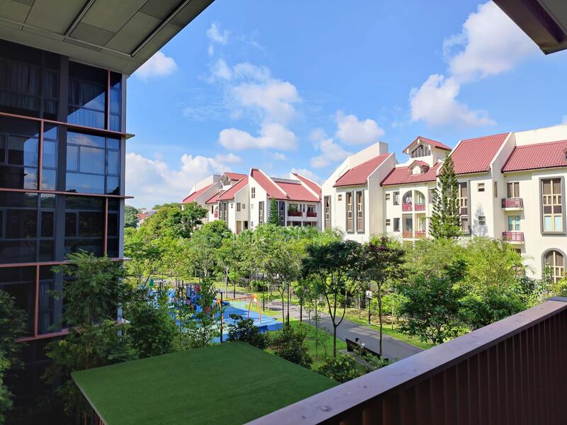 For Rent - Royalgreen