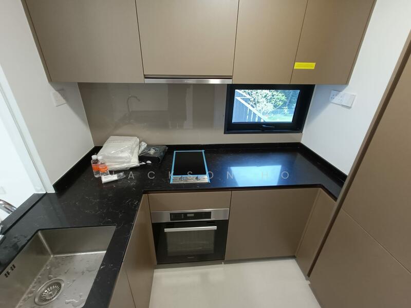 For Rent - Royalgreen