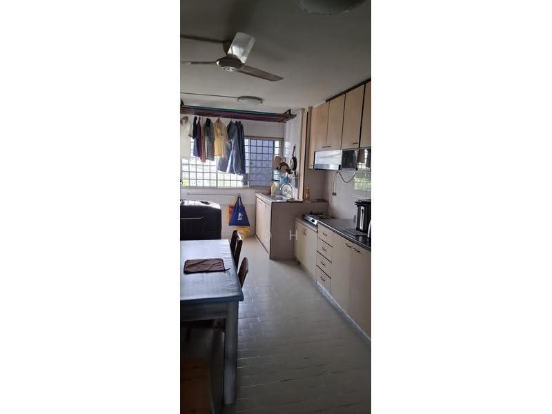 225 Bukit Batok Central, 225 Bukit Batok Central, Dairy Farm / Bukit Panjang / Choa Chu Kang, Room Rental, 200 sqft, HDB Flat For Rent, by Soh YK, 24261759 - Kitchen - PropertyGuru.com.sg