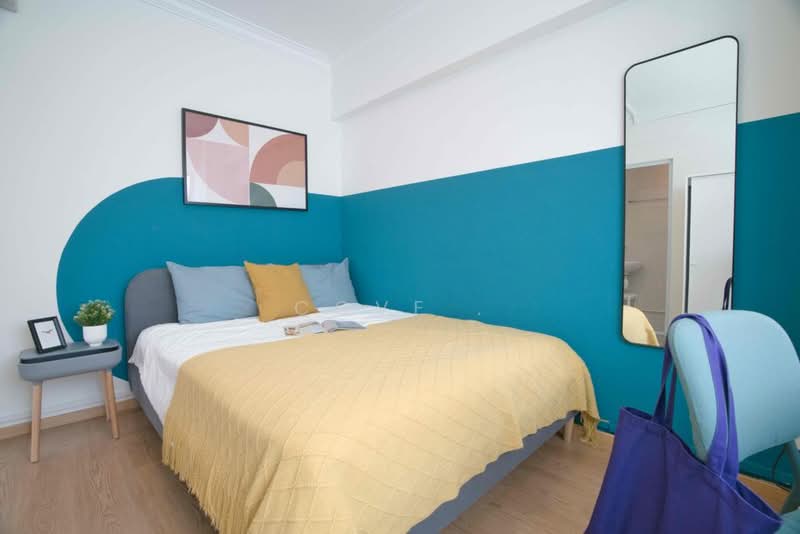 Lucky Plaza, 304 Orchard Road, Room Rental, 172 sqft, Apartment For Rent, by Cove, 24262212 - PropertyGuru.com.sg