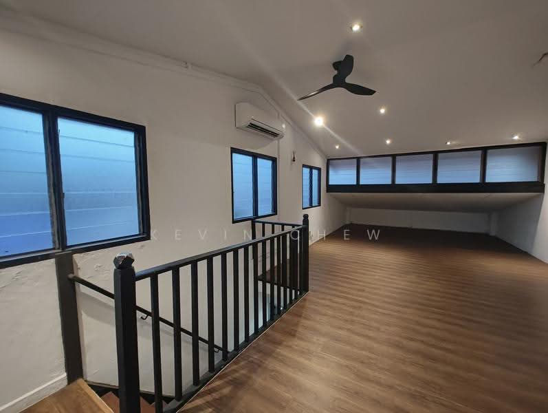 Haji lane retail shop for rent, Haji Lane, Beach Road / Bugis / Rochor, 450 sqft, Shop / Shophouse For Rent, by Kevin Chew, 24263070 - Interior - CommercialGuru.com.sg