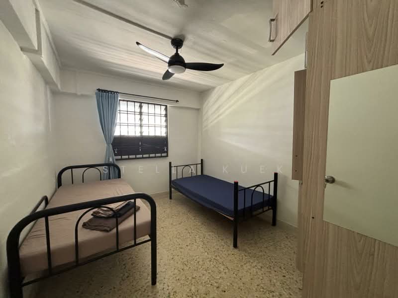 471 Ang Mo Kio Avenue 10, 471 Ang Mo Kio Avenue 10, 2 Bedrooms, 721 sqft, HDB Flat For Rent, by Stella Kuek, 24263155 - Bedroom 2 - PropertyGuru.com.sg