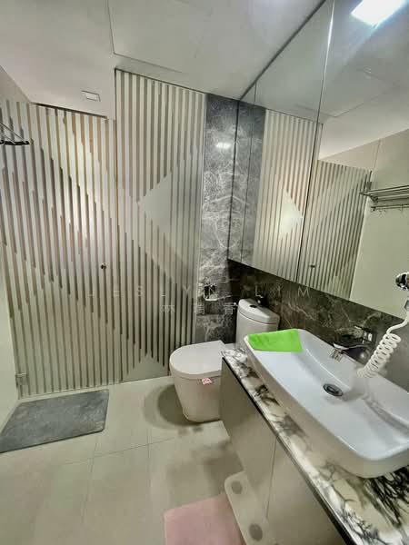 FLO Residence Condominium For Sale at S$ 1,600,000 | PropertyGuru Singapore