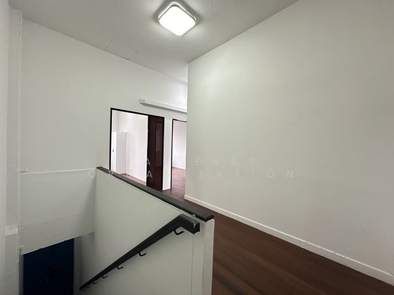 Lowland Road, Lowland Road, 2 Bedrooms, 872 sqft, Apartment For Rent, by Far East Organization, 24266148 - PropertyGuru.com.sg