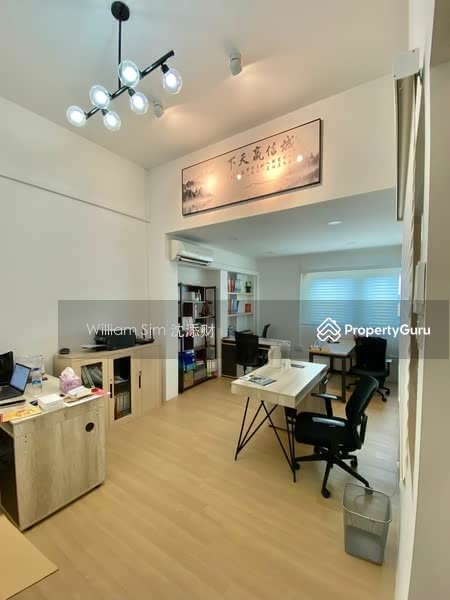 Pioneer Point, 5 Soon Lee Street, 958 sqft, Factory / Workshop (B2) For Sale, by William Sim Chen Hong 沈宸鋐, 24268014 - CommercialGuru.com.sg